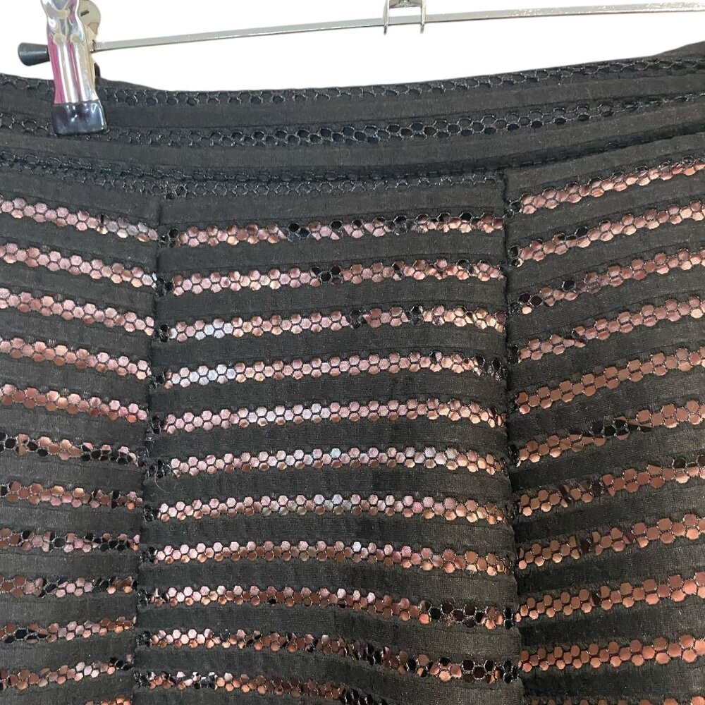 Le Chateau - Long Fit & Flare Blk/pink Underlay - 4 - Picture 5 of 9